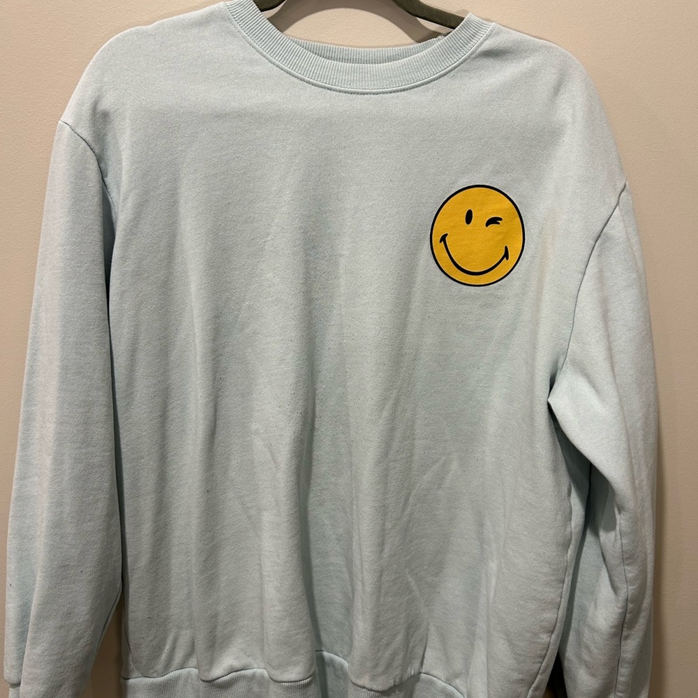 Smiley Face Women's Crew Neck Sweater - Light Blue